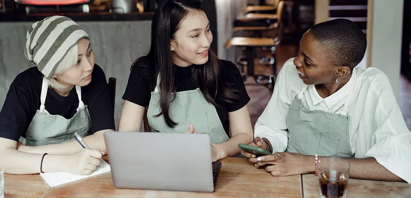 Funderar du på att ombilda till aktiebolag? Så här går du tillväga